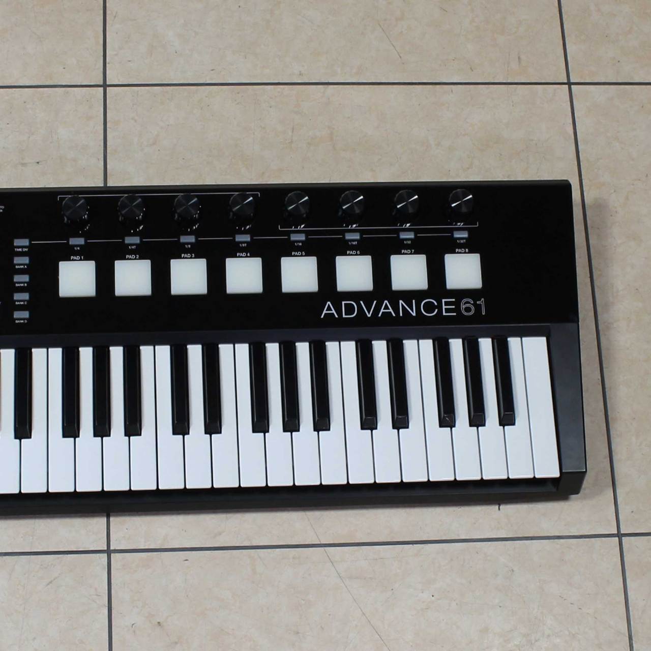 AKAI Advance 61（中古）【楽器検索デジマート】