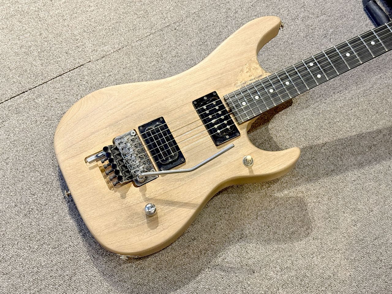 Washburn Nuno Bettencourt Signature N4 Vintage（中古）【楽器検索