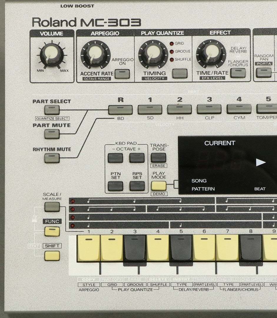 Roland MC-303 【御茶ノ水本店】（中古/送料無料）【楽器検索デジマート】