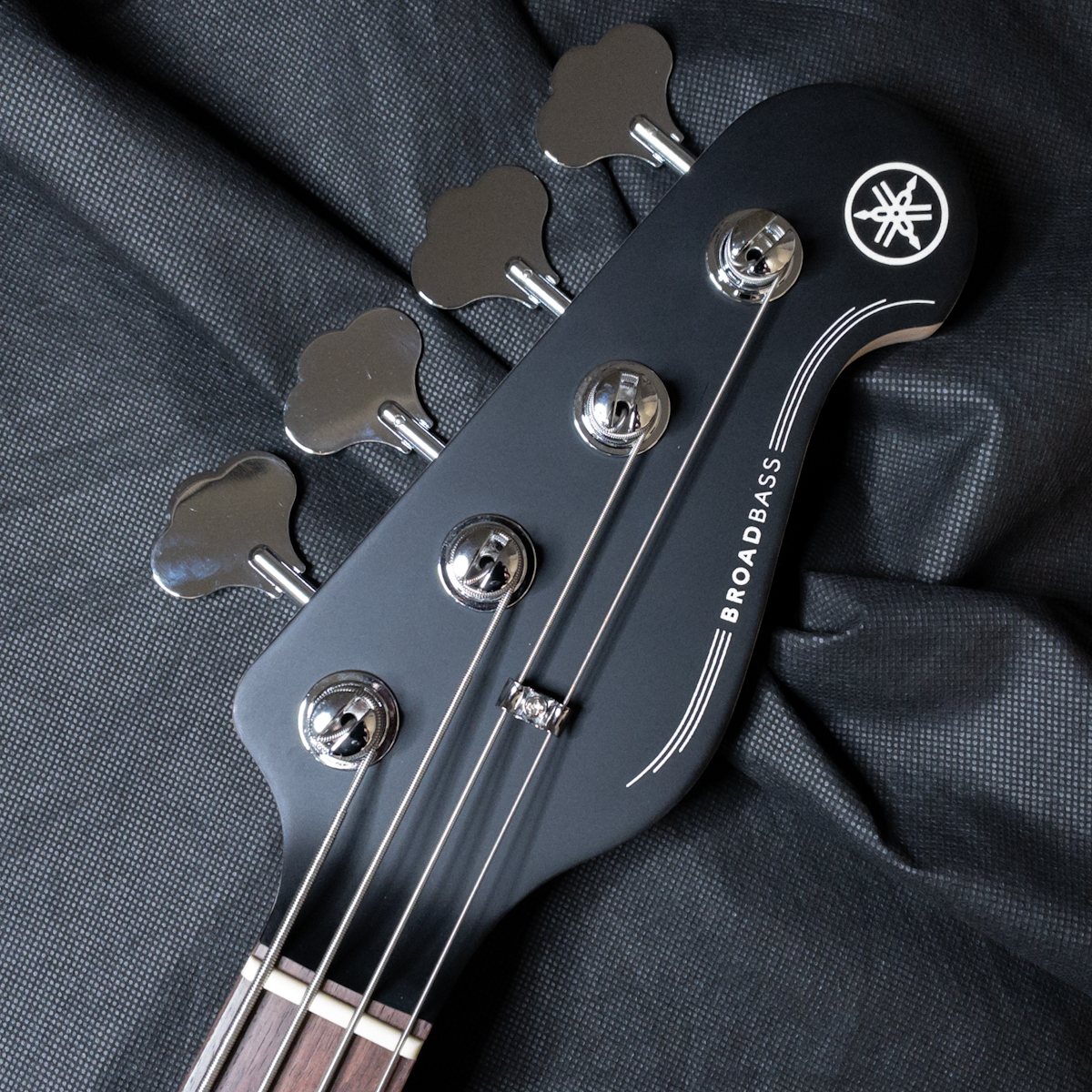 YAMAHA BB234 YNS (イエローナチュラルサテン)（新品）【楽器検索