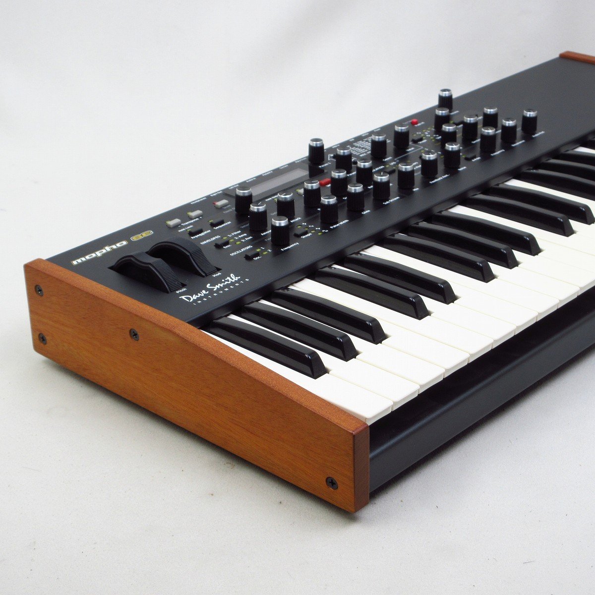 Dave Smith Instruments Mopho SE 