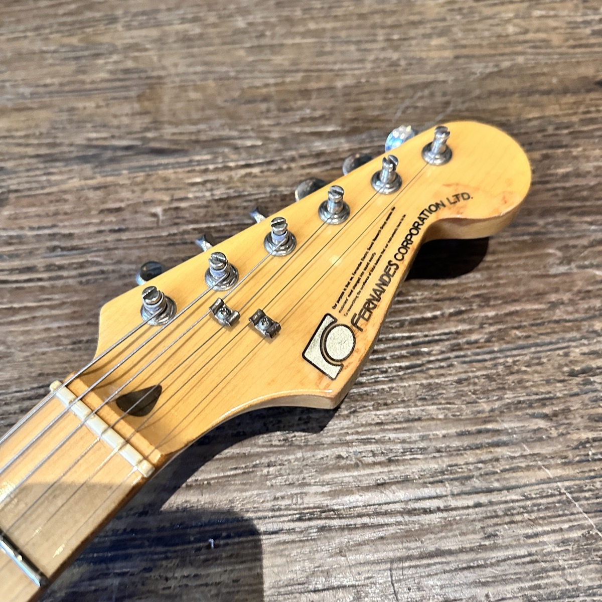ジャンク品　FERNANDES FST-60 FERNANDES FST-60 5桁シリアル 1970年代 石ロゴ Electric Guitar（中古