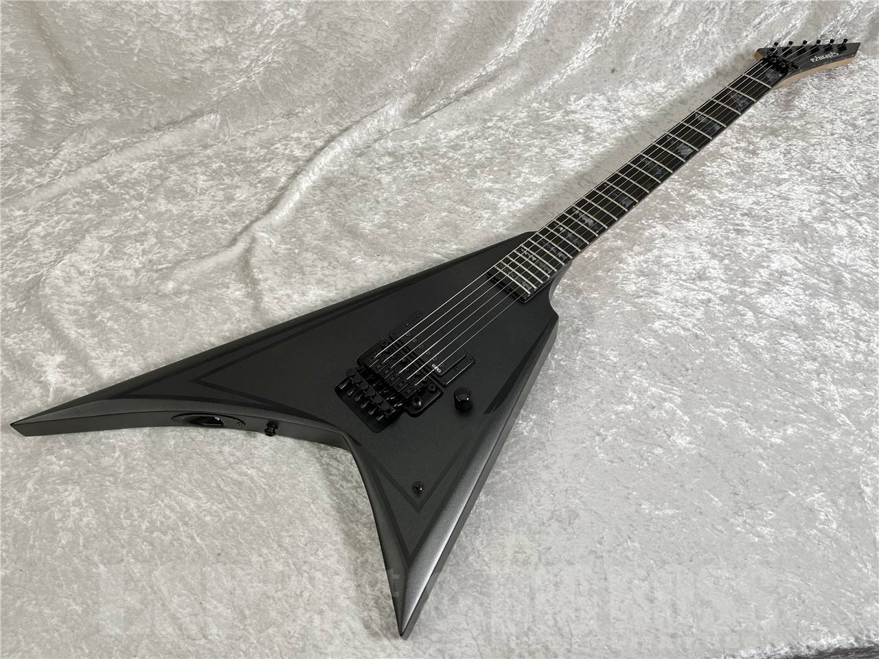 EDWARDS E-ALEXI BLACKY (BODOM AFTER MIDNIGHT / Alexi Laiho