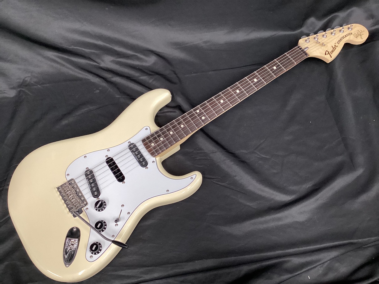 Fender Ritchie Blackmore Stratocaster 2022年製 (フェンダー