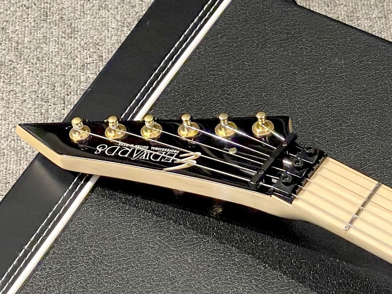EDWARDS E-PV-143 PANTHERモデル ソフトケース付属 EDWARDS Sexy Finger V(E-PV-143)（中古）【楽器検索デジマート】