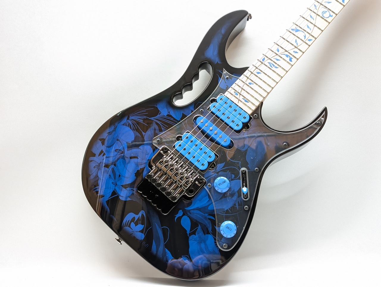 IBANEZ JEM77P 1P-04 スティーブヴァイモデル 1a1fc7e0a1f3da8b1f5b6b7323ba29