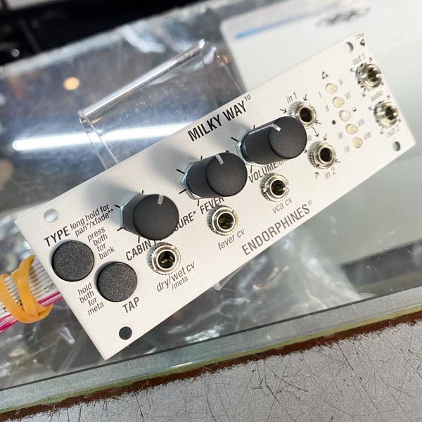 Endorphin.es Milky Way 1U Silver（中古）【楽器検索デジマート】