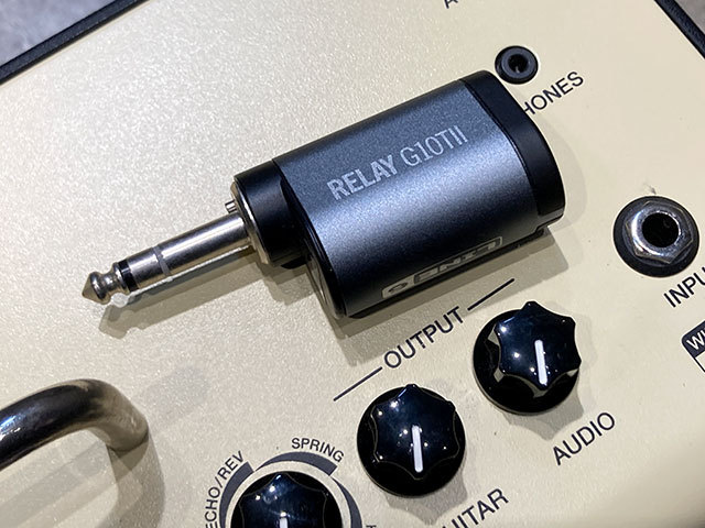 アンプ YAMAHA THR30II Wireless + LINE6 G10TII Yamaha THR30 II Wireless 30-watt Modeling Combo and Line 6 Relay