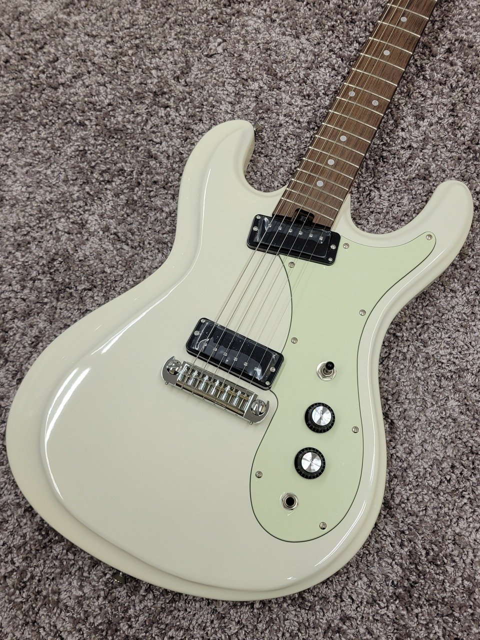 Aria Pro II DM-206