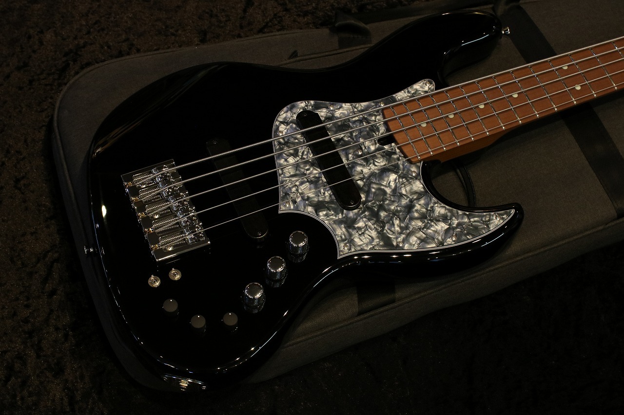 Xotic XJ-1T 5st Black 