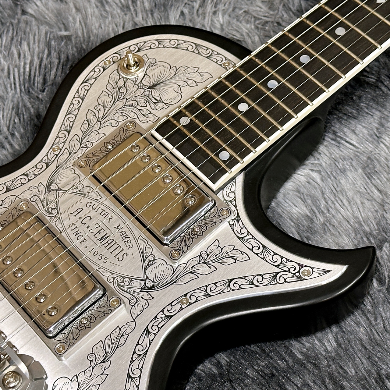 Zemaitis MFG-AC-24 Aces & Eights Black -Metal Front-【アウトレット