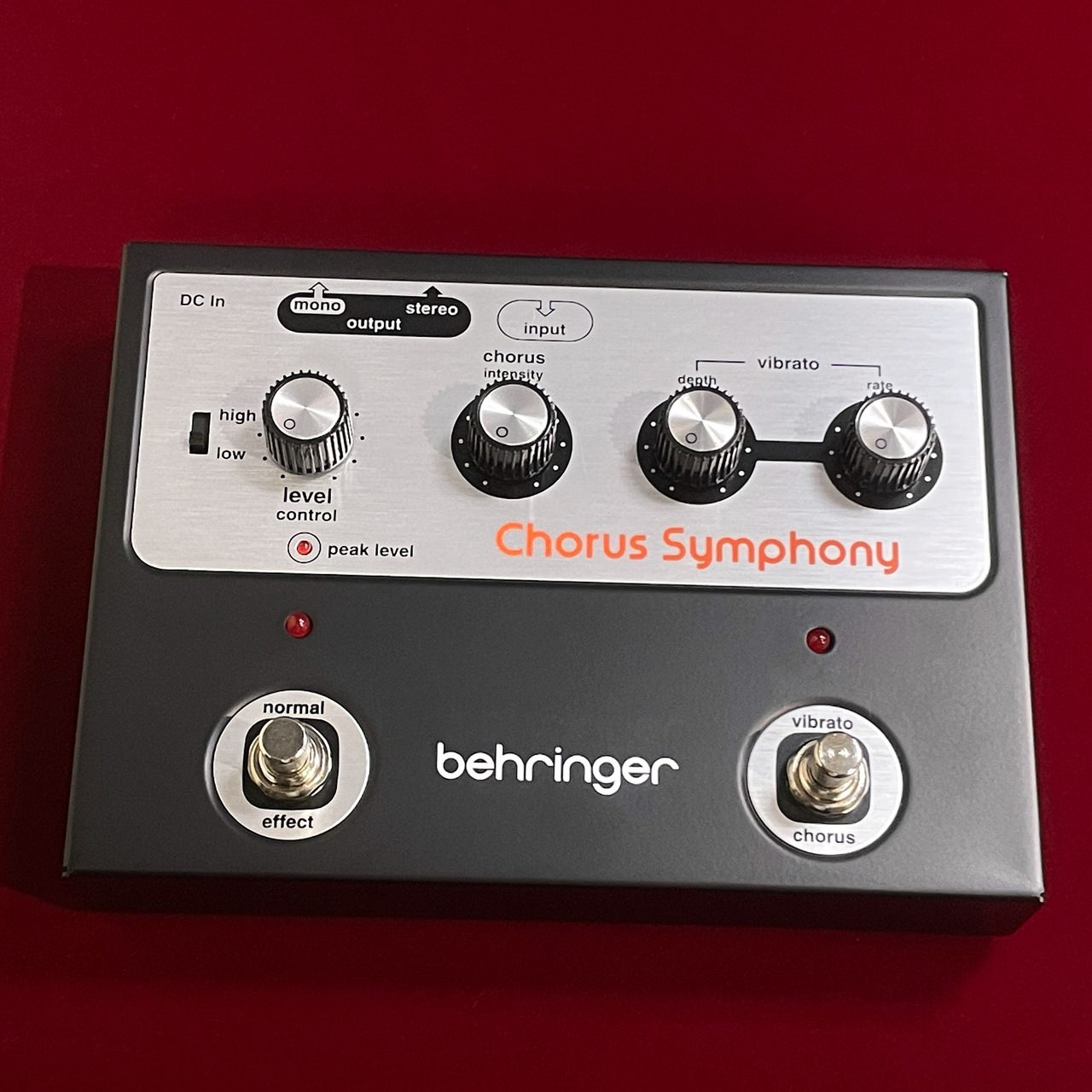 BEHRINGER CHORUS SYMPHONY 【未展示在庫】【特徴的なコーラス