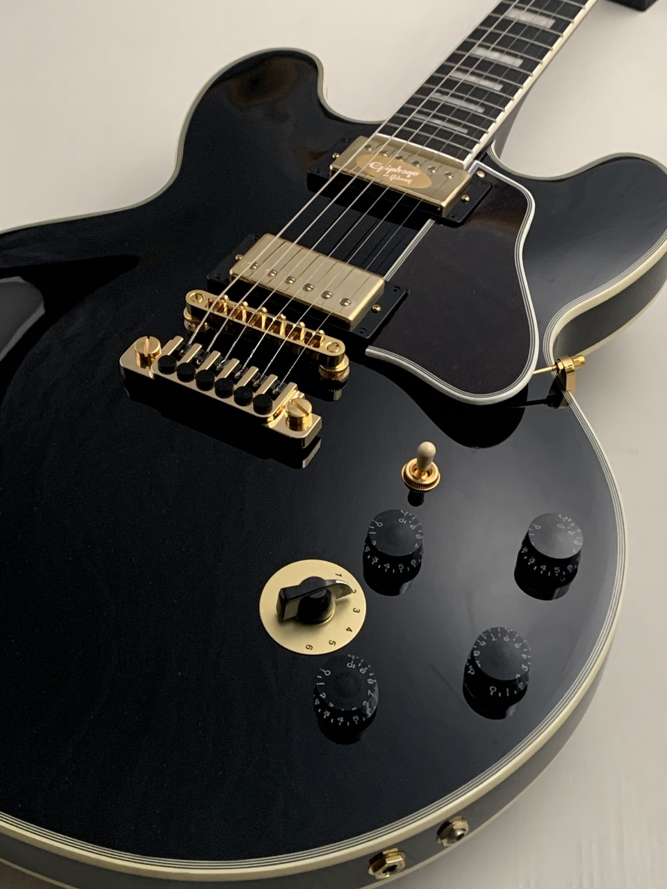 「最終値下げです！」Epiphone Lucille BB king B.B.キングの最新シグネチャー・モデルがエピフォンよりリリース
