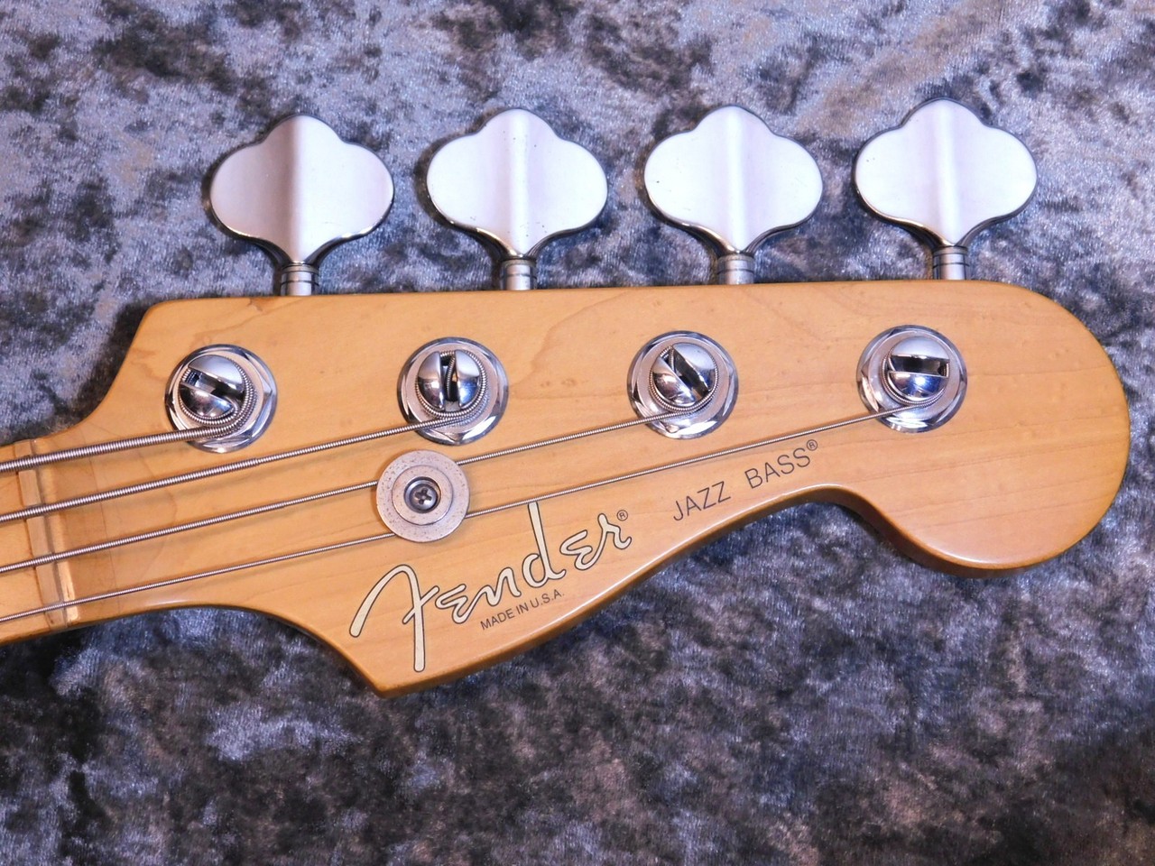 Fender USA Jazz Bass Deluxe (American Deluxe JazzBass) '98（中古