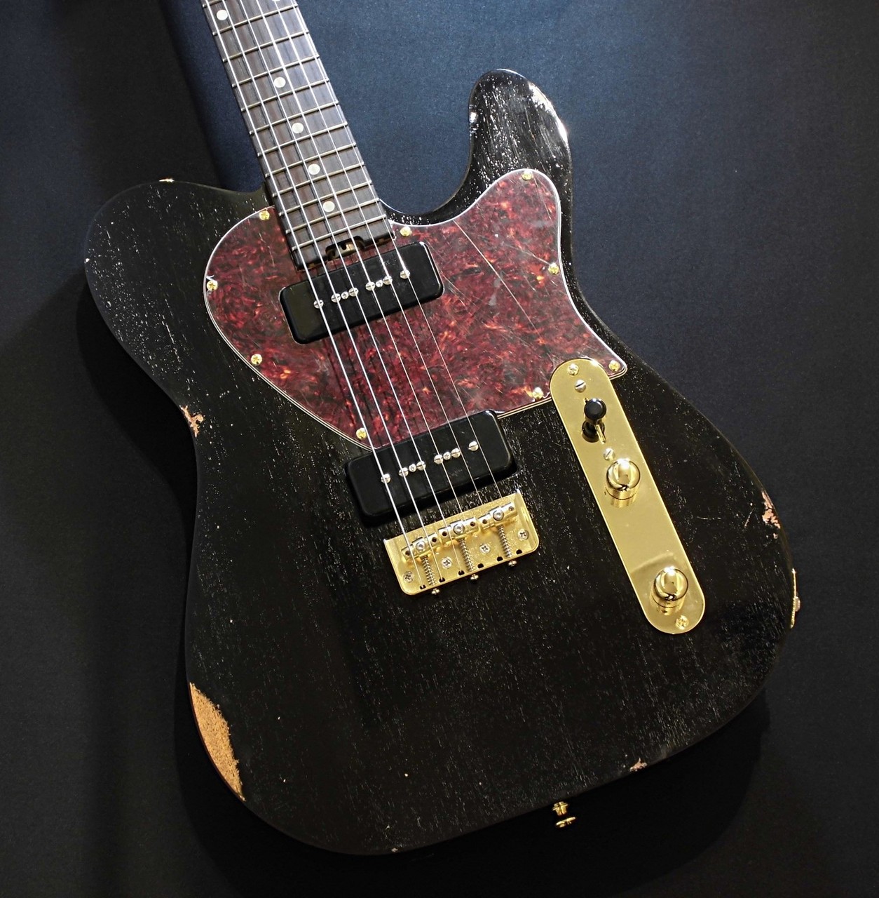 infinite Trad Fullsize T with Binding P-90 / Solid Black
