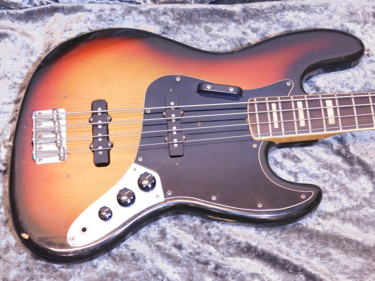 Fender Jazz Bass '74 SB/R（ビンテージ）【楽器検索デジマート】