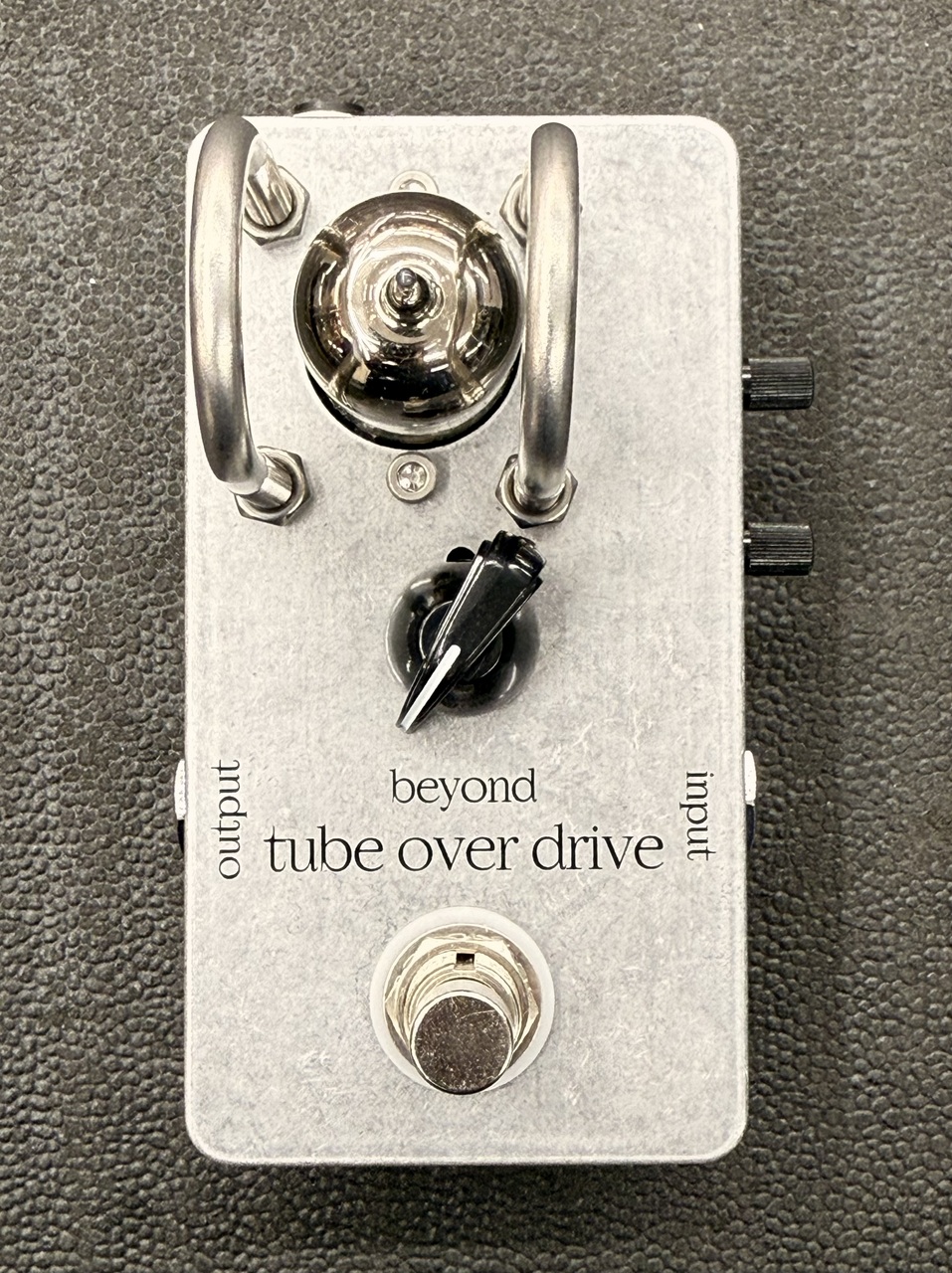 未使用！beyond tube over drive キリ番シリアル #100 Beyond ( ビヨンド ) Beyond Tube Over Drive 送料無料