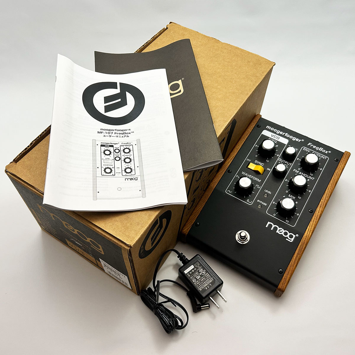 ギター Moog Moogerfooger MF-107 FreqBox Moog Moogerfooger MF-107 FreqBox - Black | Sweetwater