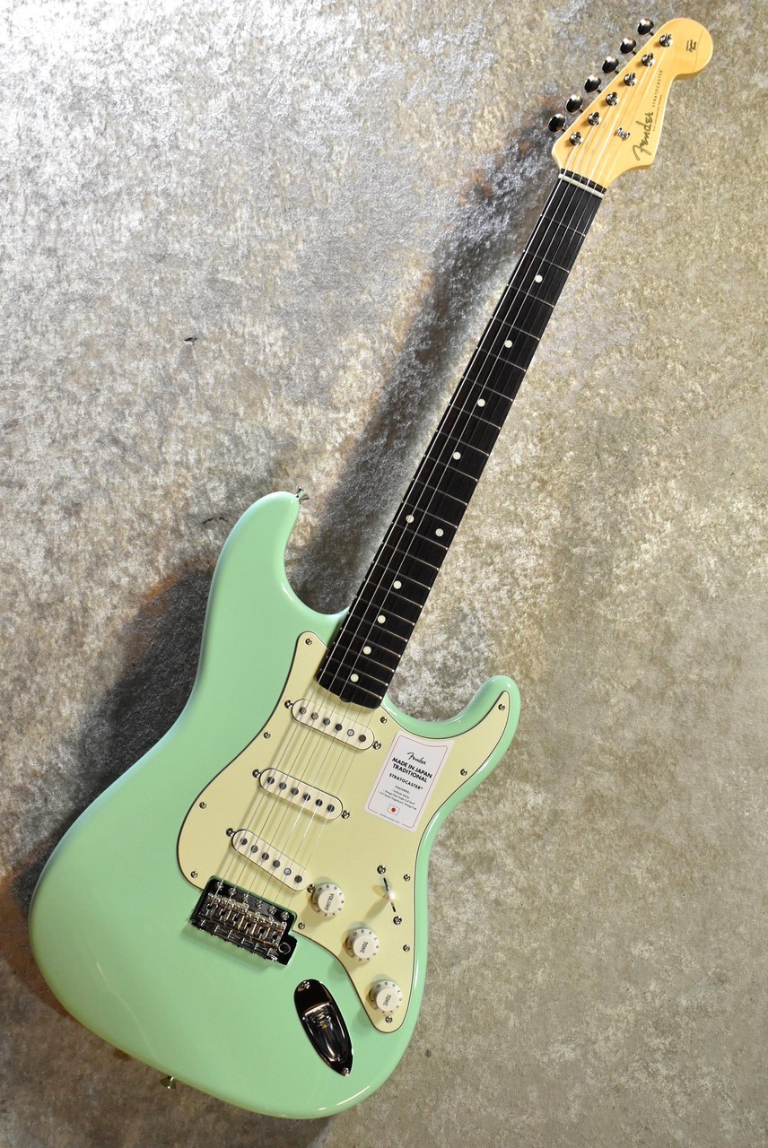 ギター Fender Traditional 60s Stratocaster Fender MADE IN JAPAN TRADITIONAL 60S STRATOCASTER -Surf Green