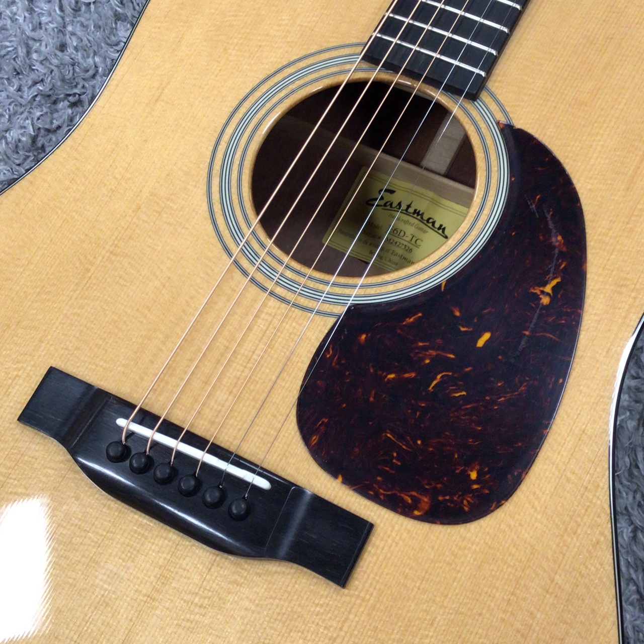Eastman E6-D-TC 【オール単板】（新品/送料無料）【楽器検索デジマート】