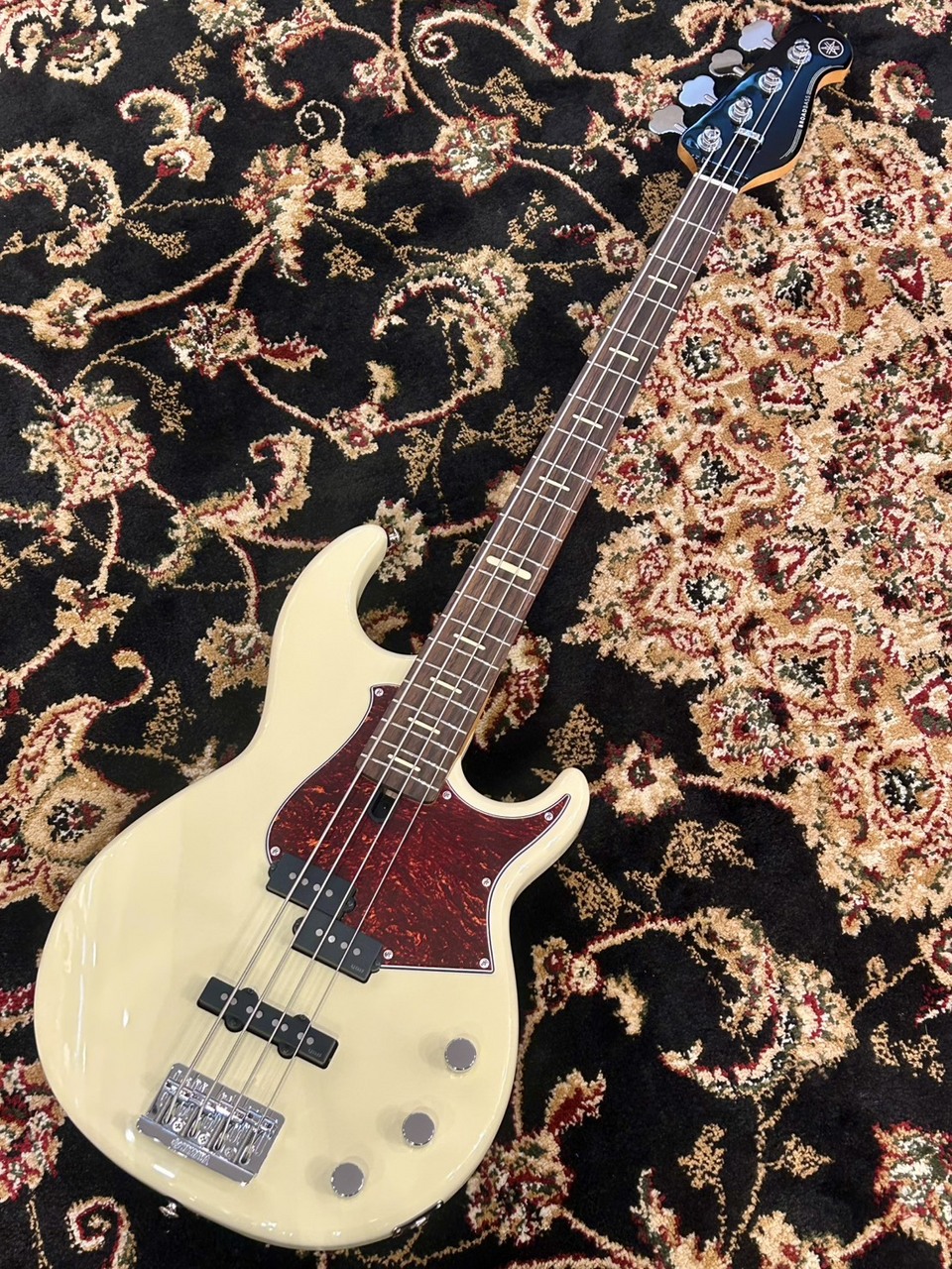 YAMAHA BBP34 -Vintage White-【4.26kg】（新品）【楽器検索デジマート】