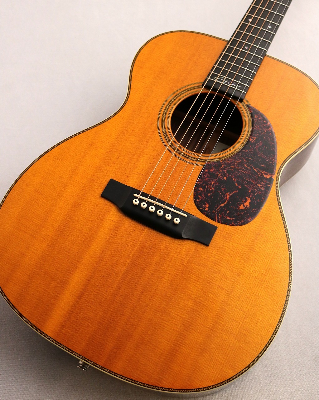 Martin 【USED】000-28EC 【エリック・クラプトン シグネチャー