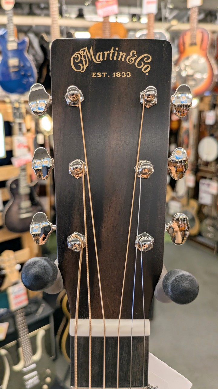 ドルチェマーティンさん　置き物2点セット Martin D-X2E Billy Strings #2979031 【エレアコ】（新品/送料
