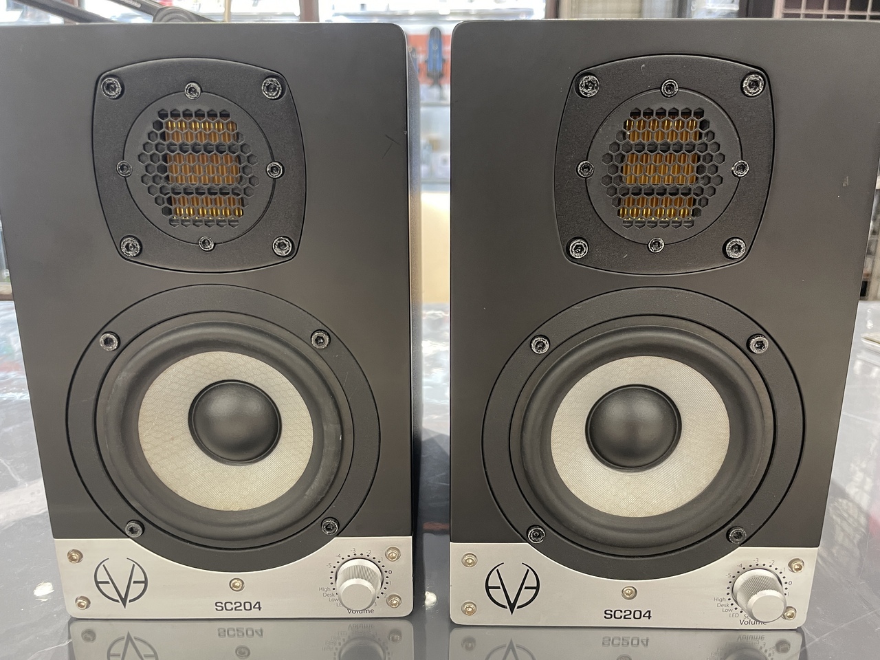 2極タイプ EVE AUDIO SC204 ペア - crumiller.com