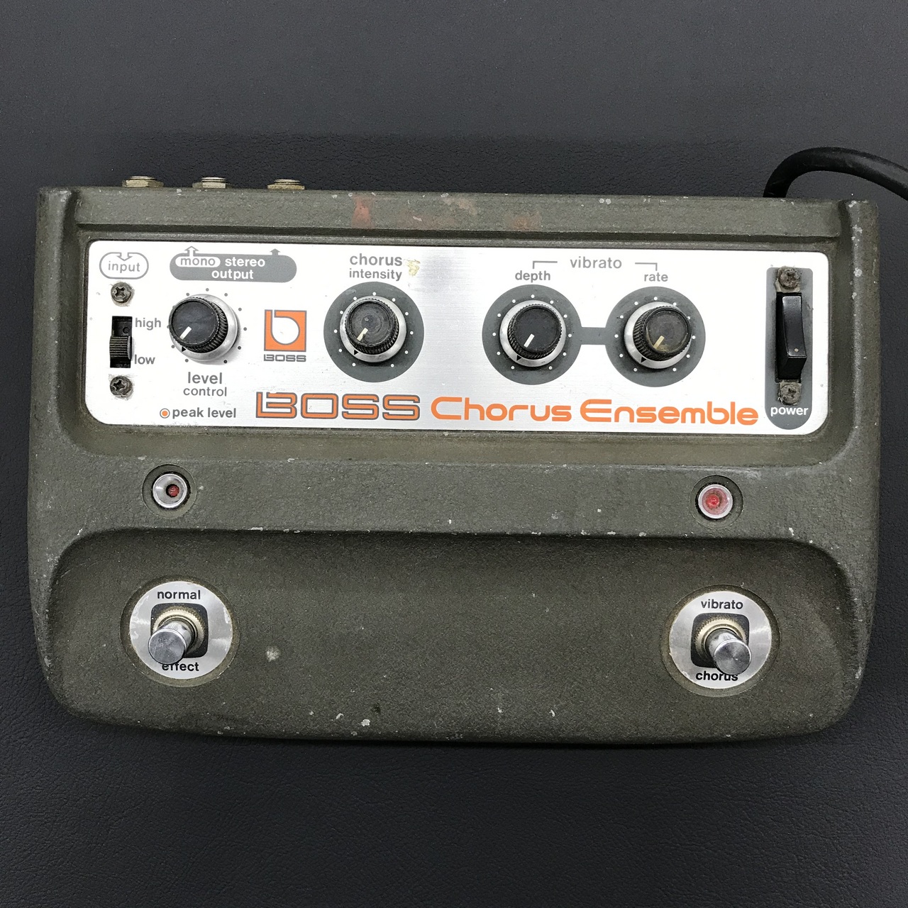 名機　BOSS CE-1 1982年製　整備済み BOSS CE-1 Chorus Ensemble '82（ビンテージ）【楽器検索デジマート】