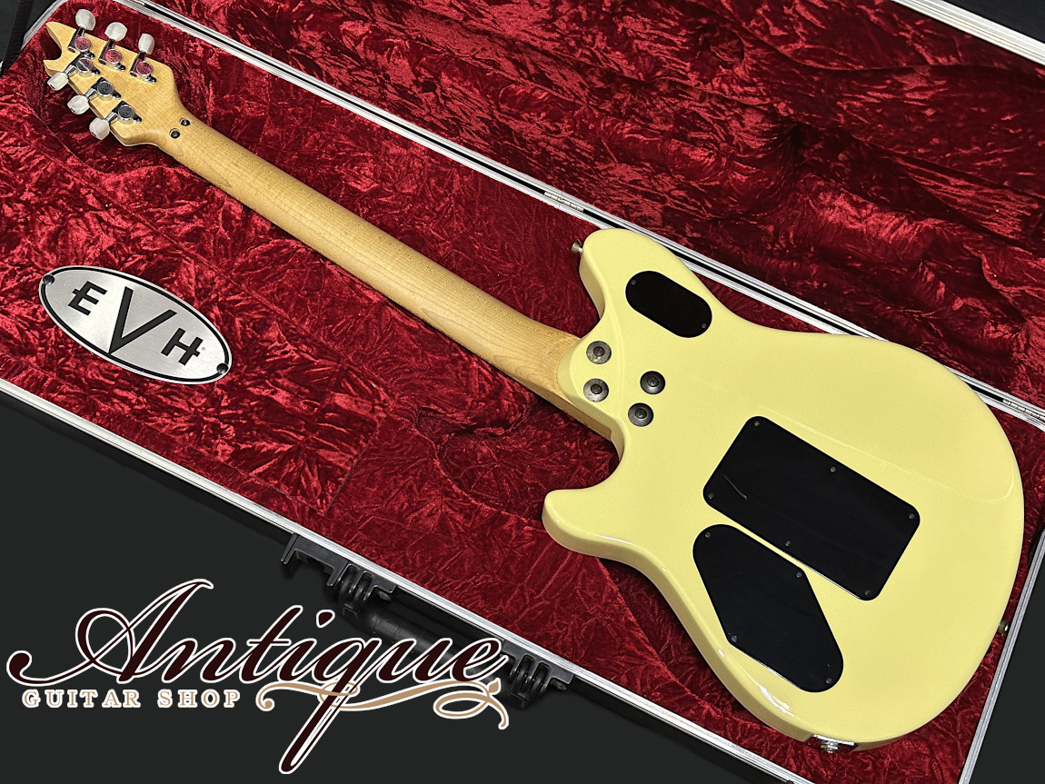 ギター EVH Wolfgang USA 2011 Vintage White EVH Wolfgang USA 2011 Vintage White /Birdseye Maple FB FRT w