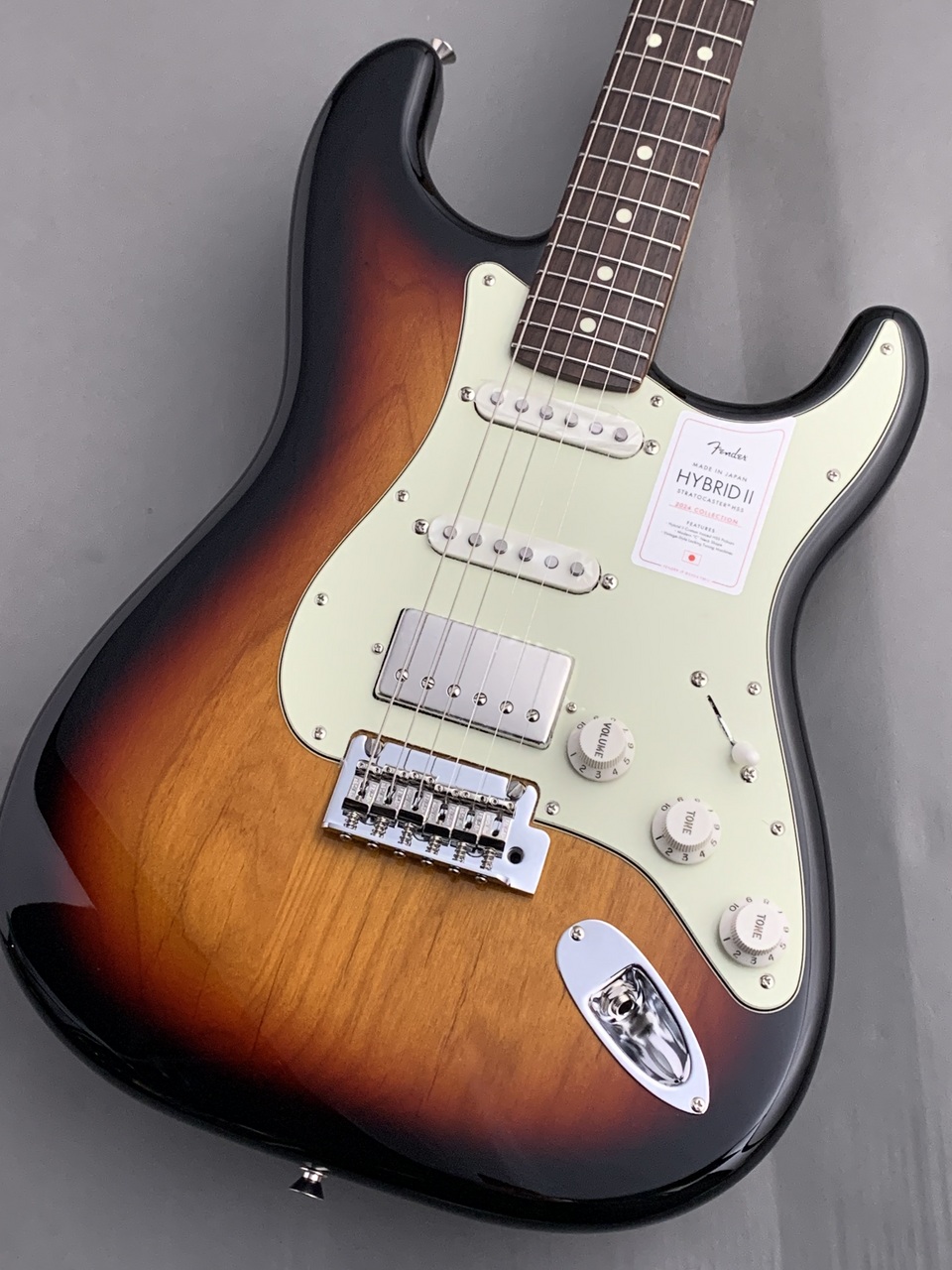 Fender 2024 Collection, Made in Japan Hybrid II Stratocaster HSS 