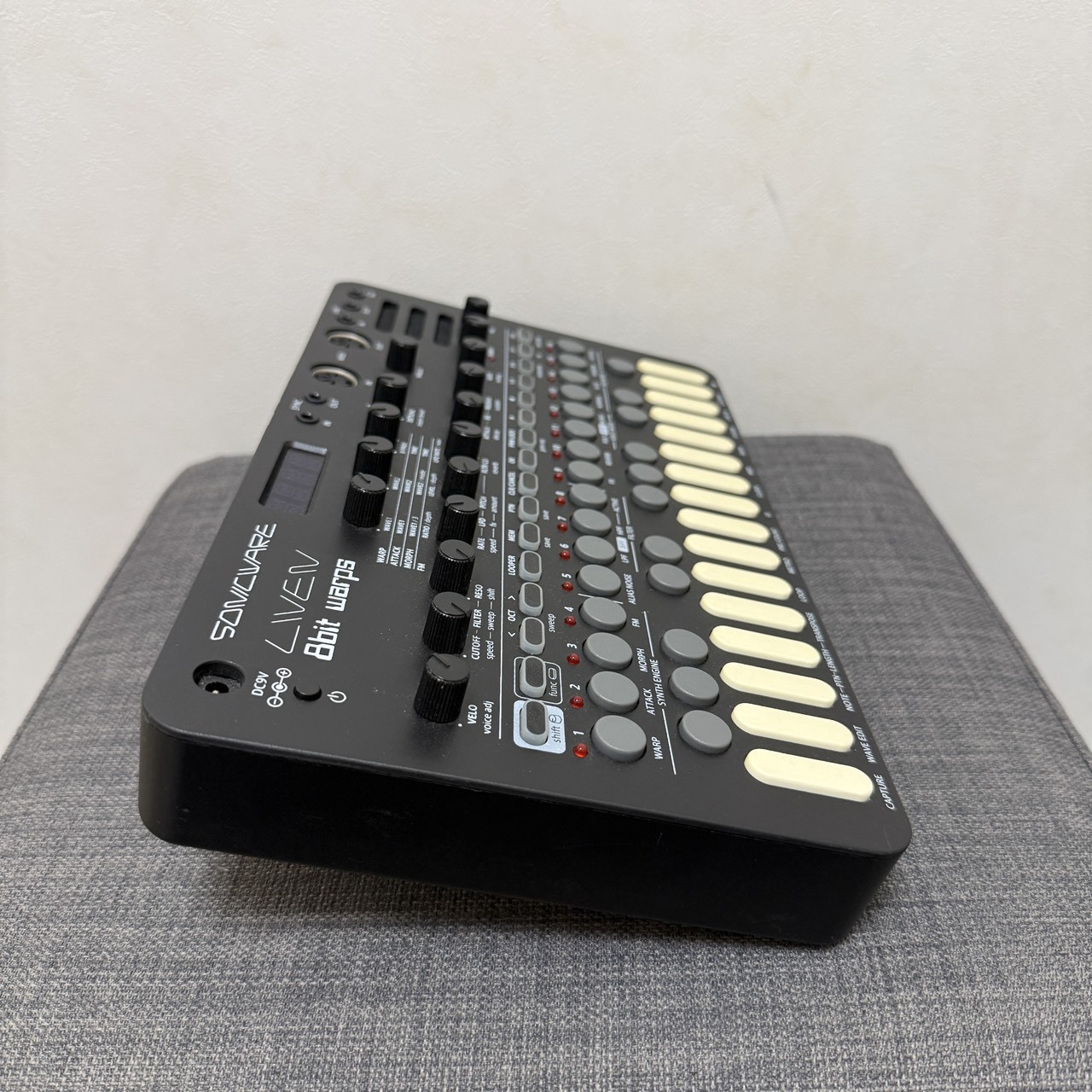 SONICWARE LIVEN 8bit warps（中古/送料無料）【楽器検索デジマート】