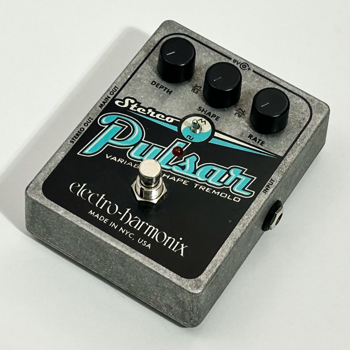 electro-harmonix Pulsar トレモロエフェクター Electro-Harmonix Nano Pulsar Variable Shape Stereo Tremolo