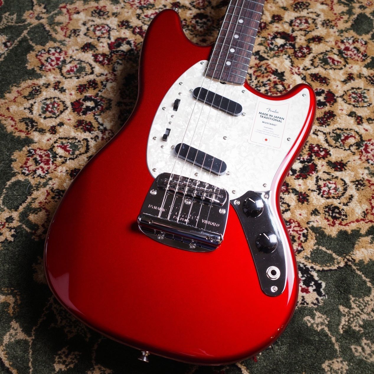 Fender Made in Japan Traditional 70s Mustang Candy Apple Red