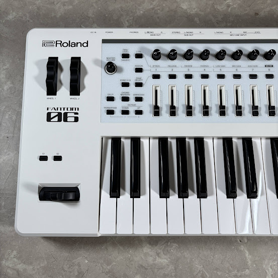 Roland FANTOM-06-SC（中古/送料無料）【楽器検索デジマート】