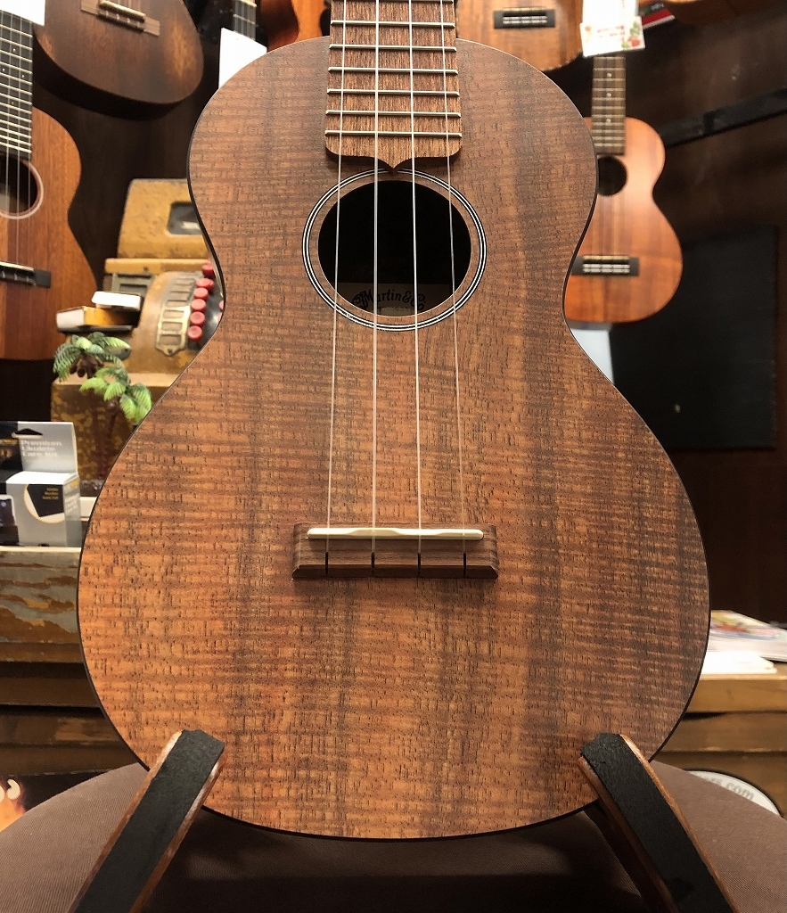 Martin OXK Concert Uke #9780 【コンサートサイズ】【HPLボディ