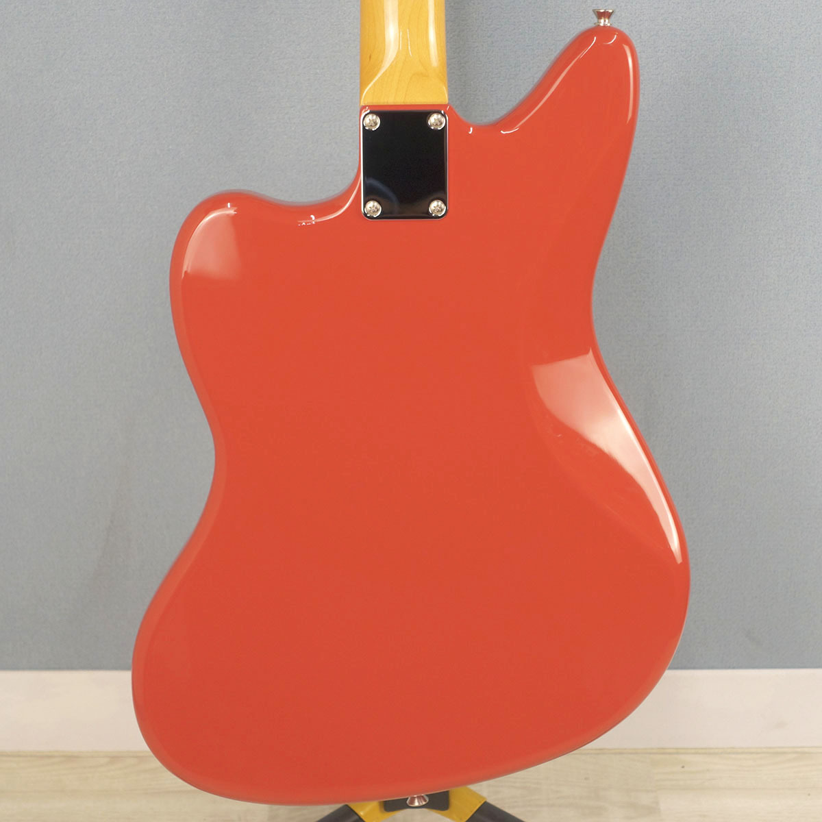 Fender FSR Made in Japan Traditional II 60s Jaguar Fiesta Red