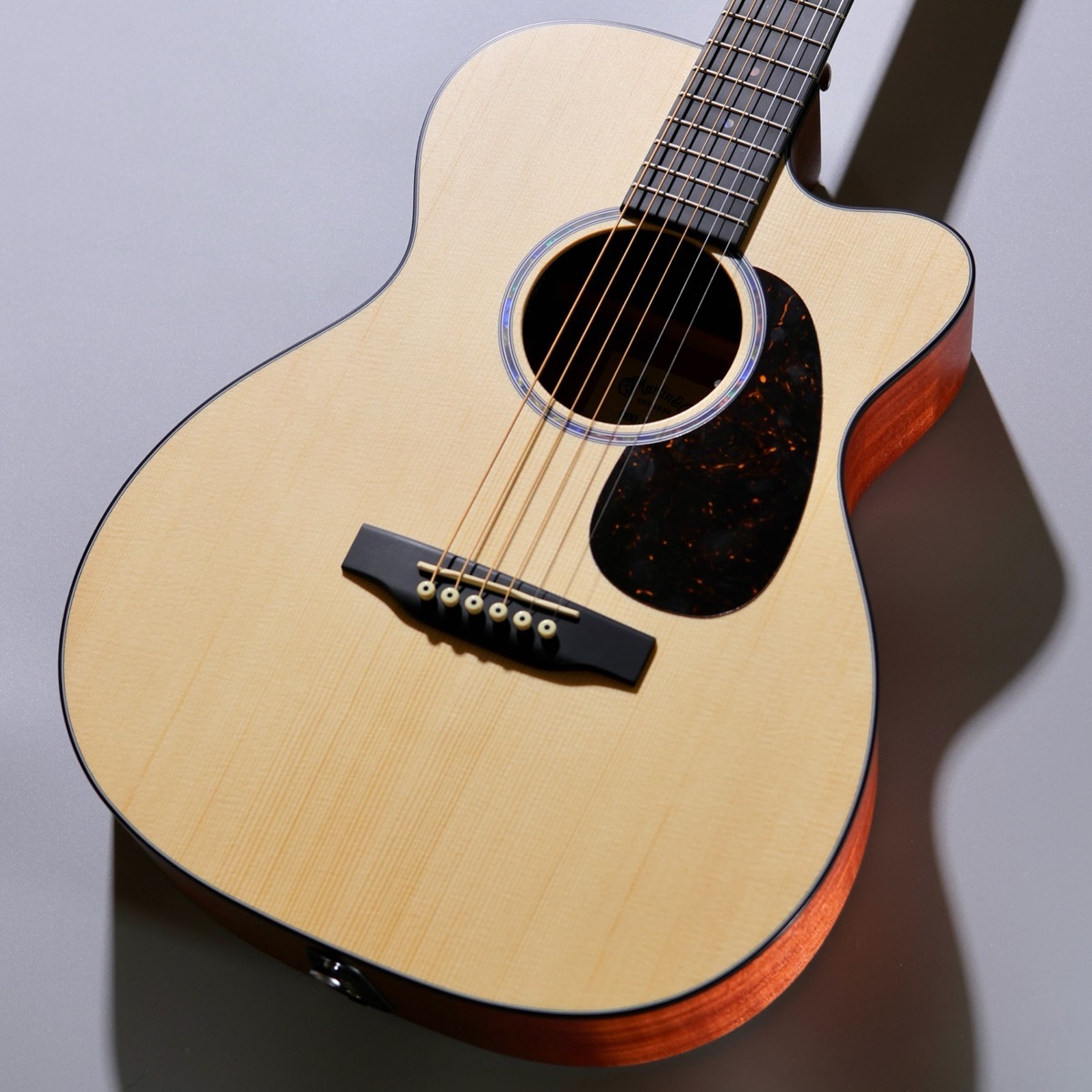 Martin 【特典あり!】000C Jr E #3059102【ちょうどいいサイズ!】【48