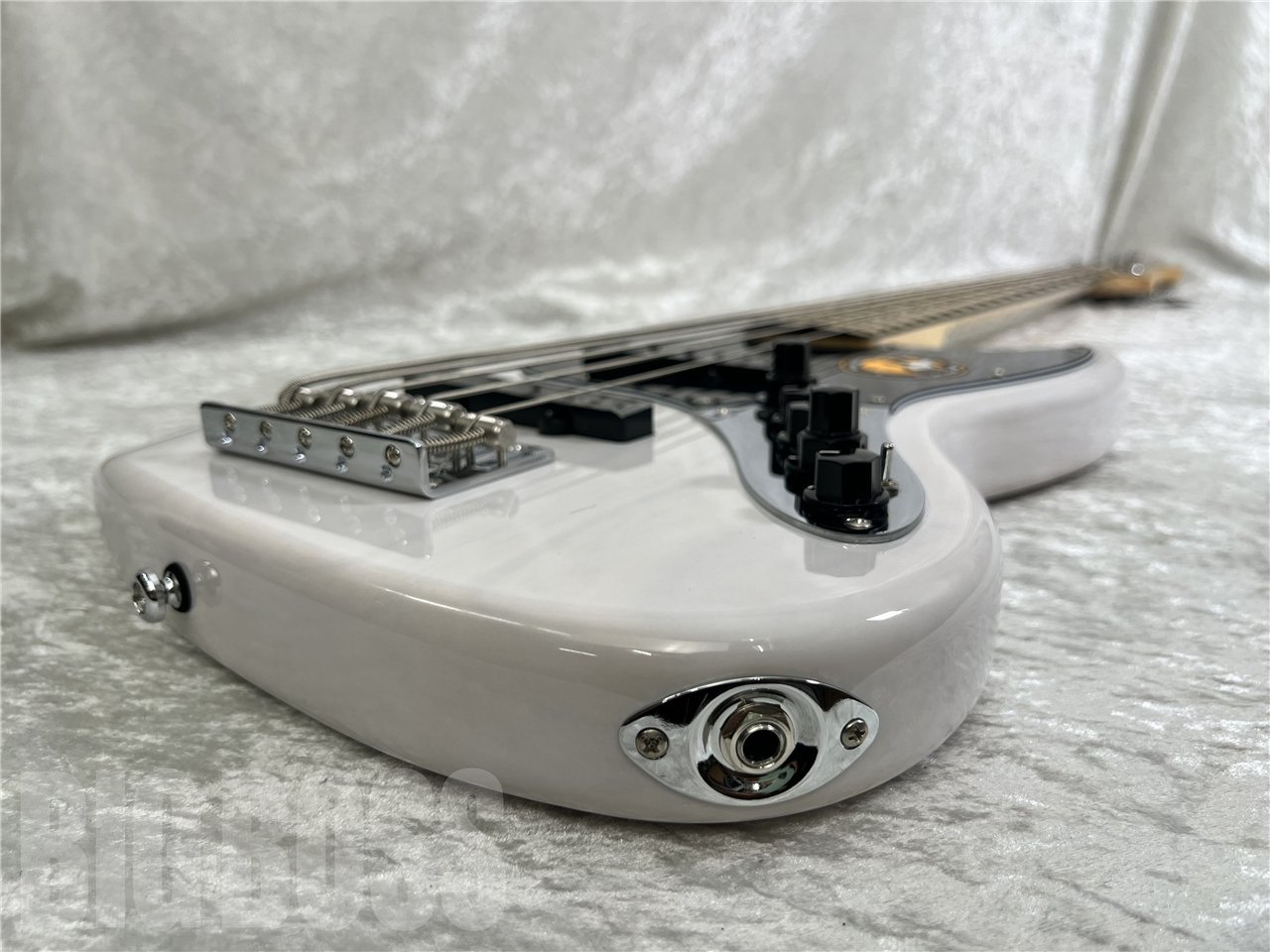Sire V7 Vintage Ash 5st 2nd Generation(White Blonde)（新品/送料