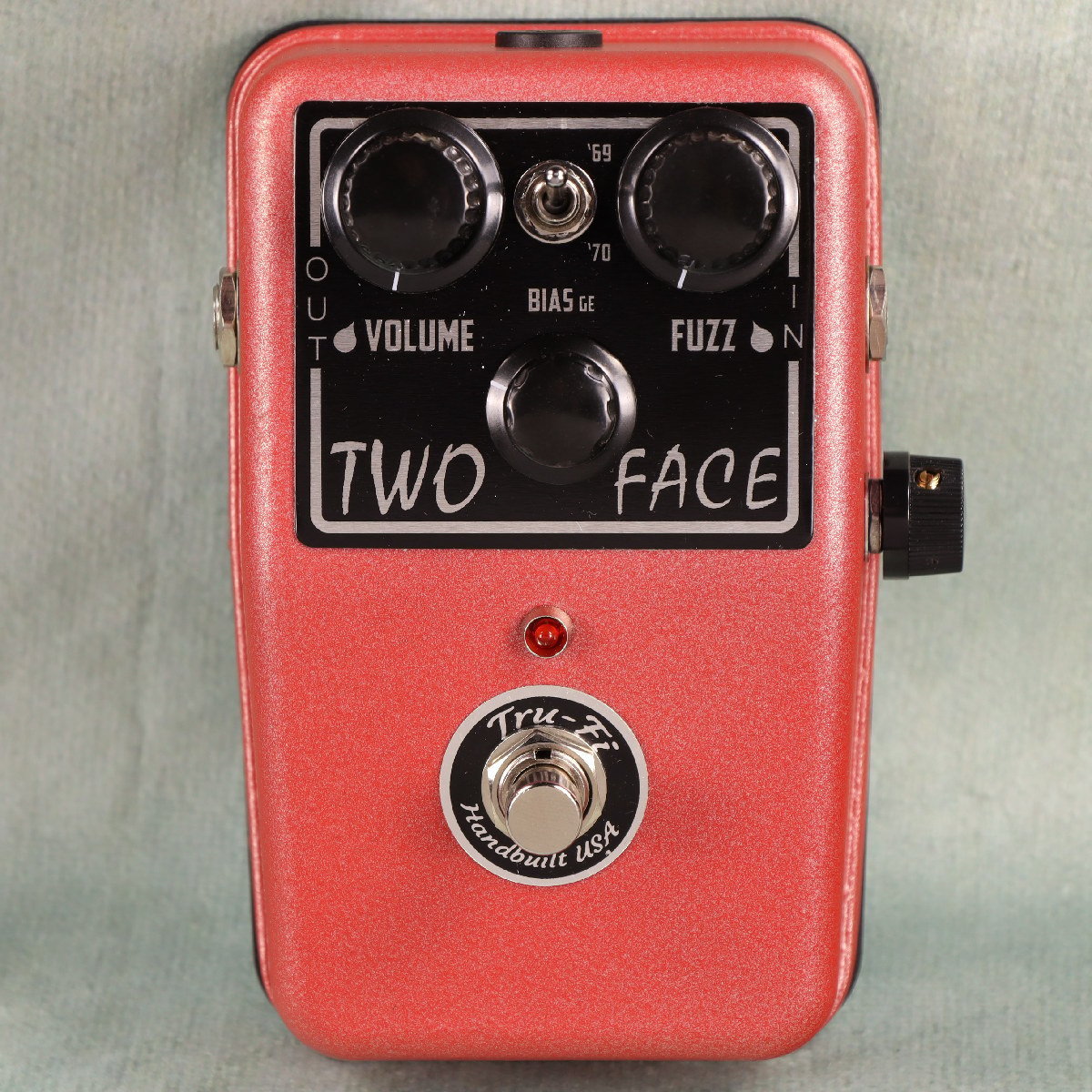 Fuzz Face ファズペダル 赤 Fuzz Face ファズペダル 赤