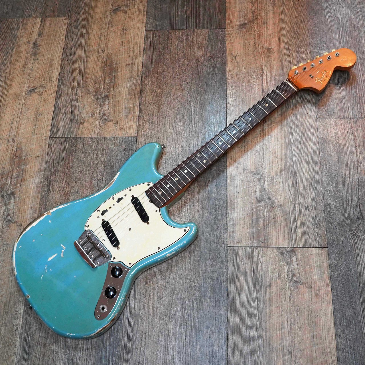 Fender DUO-SONIC Ⅱ Daphne Blue 1966（ビンテージ）【楽器検索