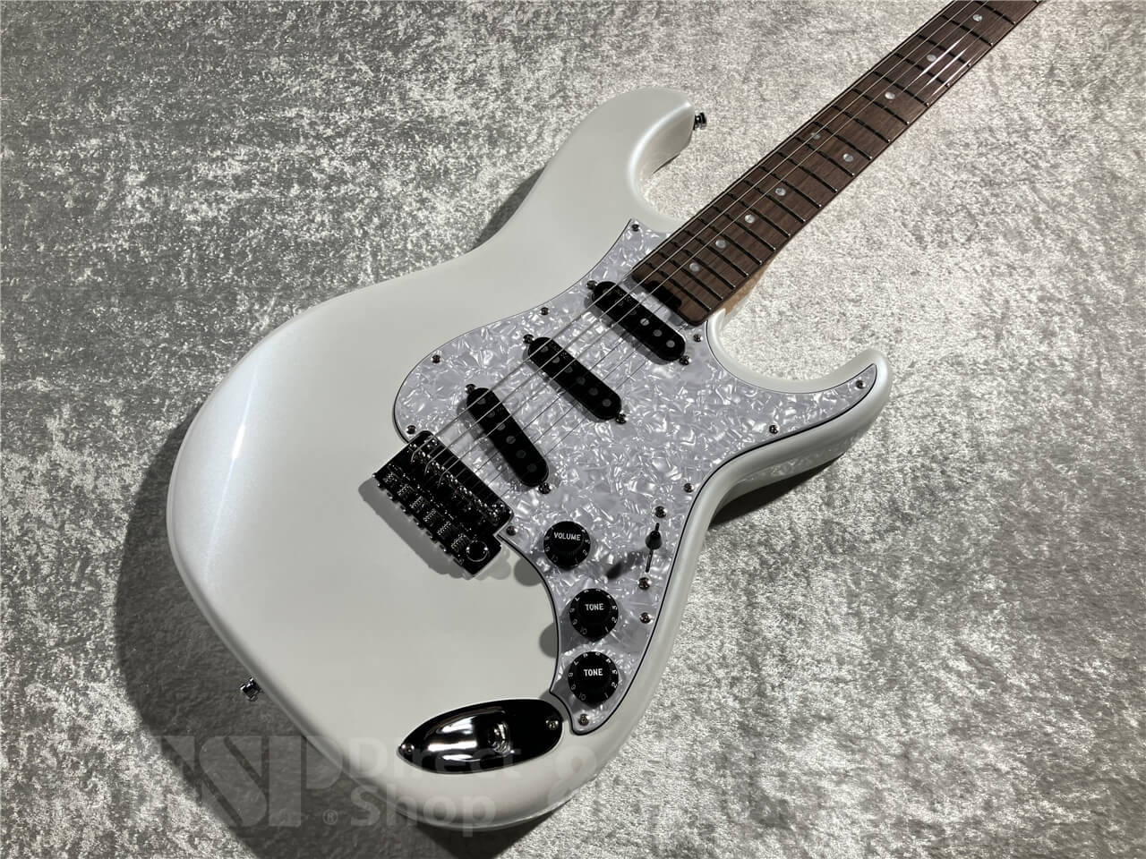 Killer KG-Violator decon / R (Pearl White)（新品/送料無料