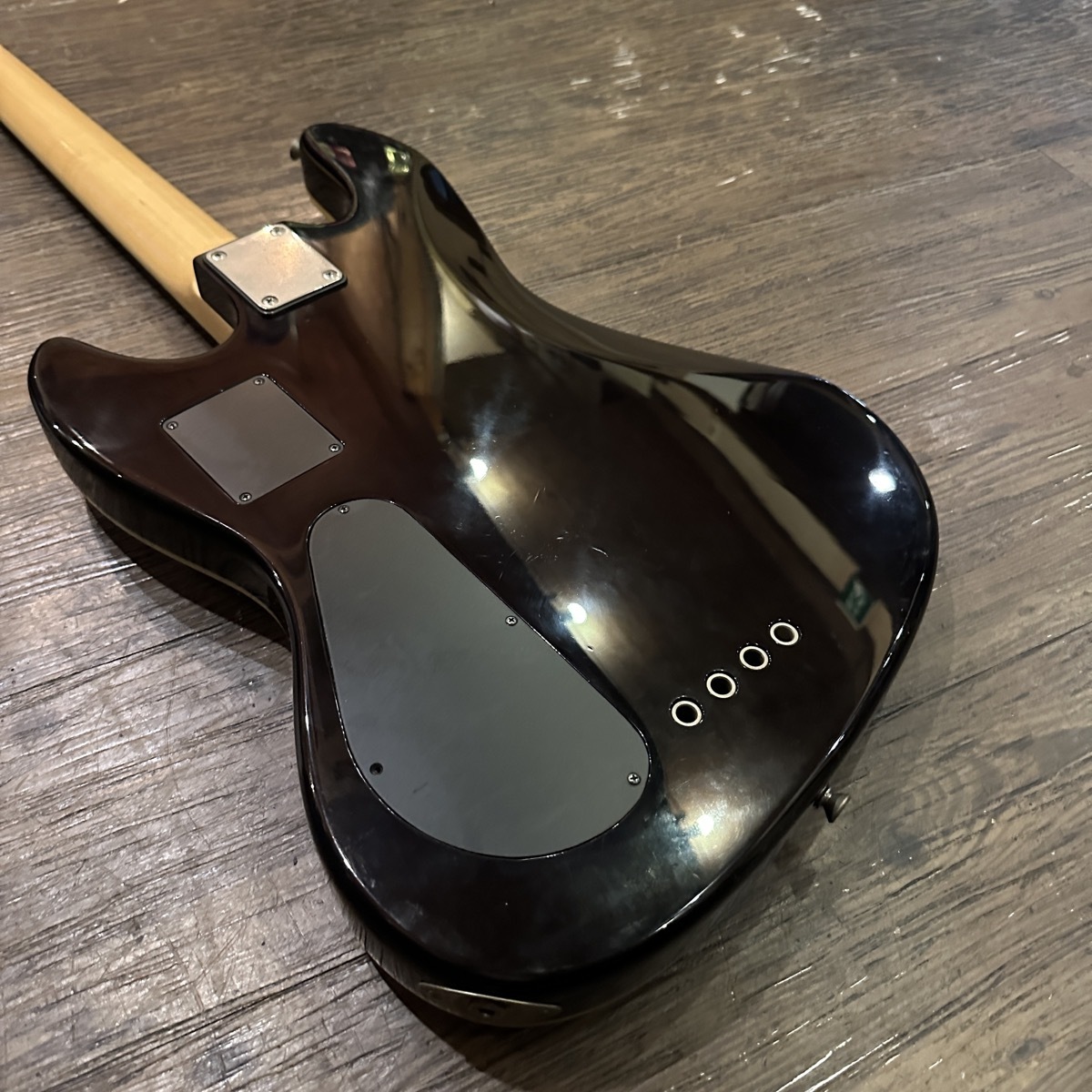 CLIVE SANCTUS M400 Electric bass（中古/送料無料）【楽器検索