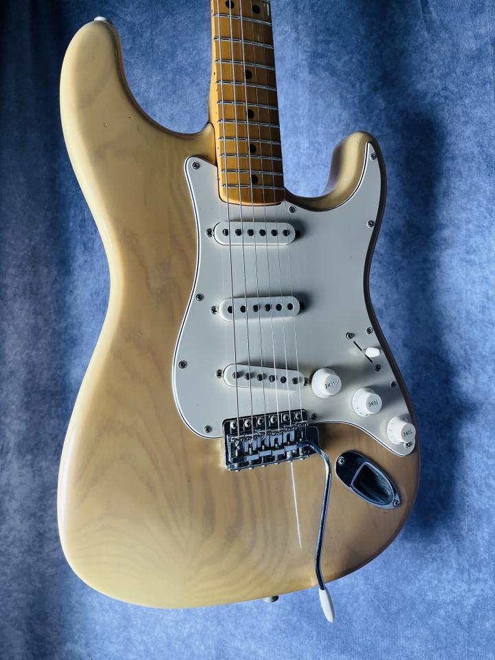 Fender 1973 Stratocaster（ビンテージ）【楽器検索デジマート】