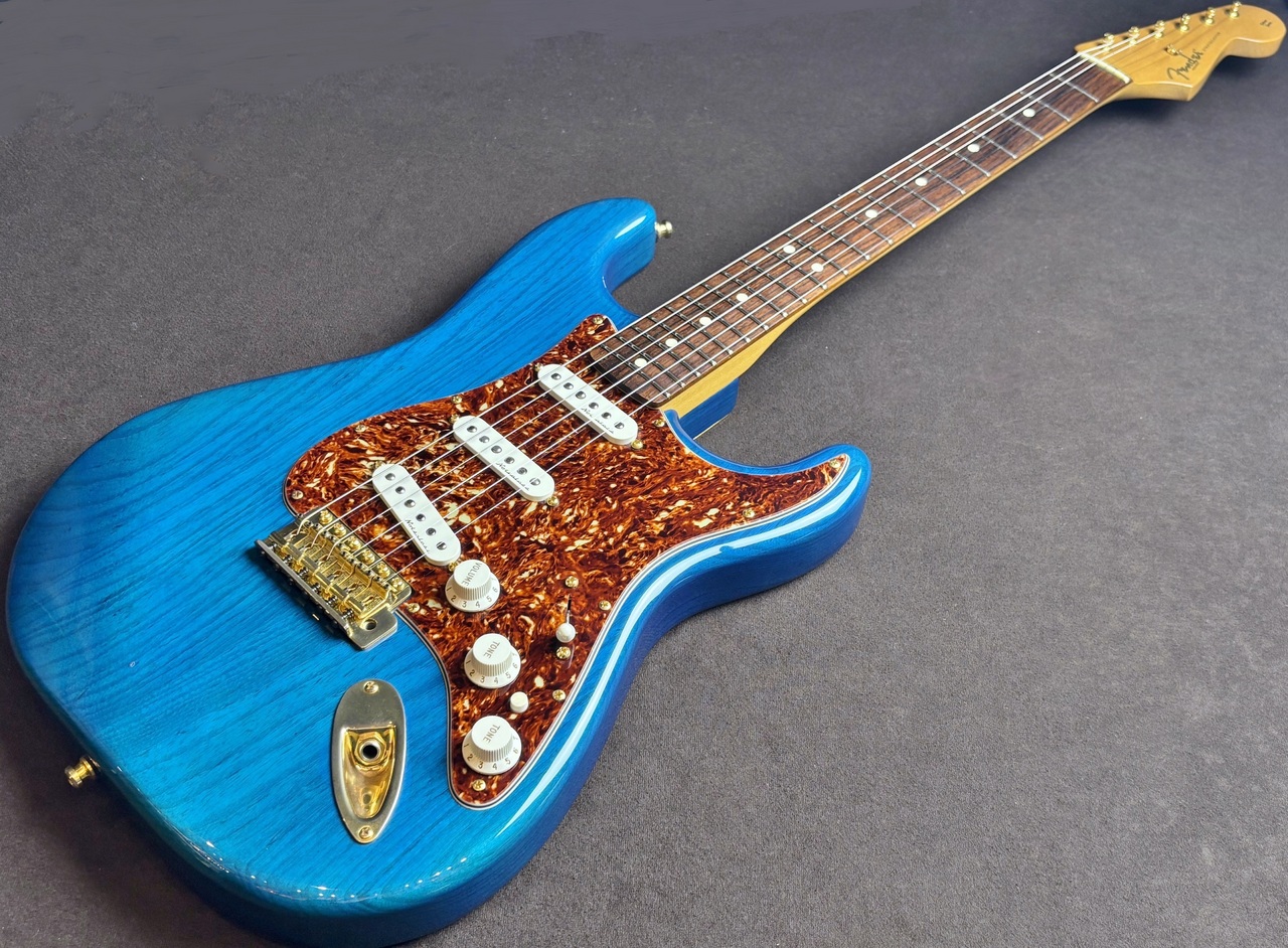 ギター Fender deluxe Players Stratocaster Fender Deluxe Players Stratocaster（中古）【楽器検索デジマート】