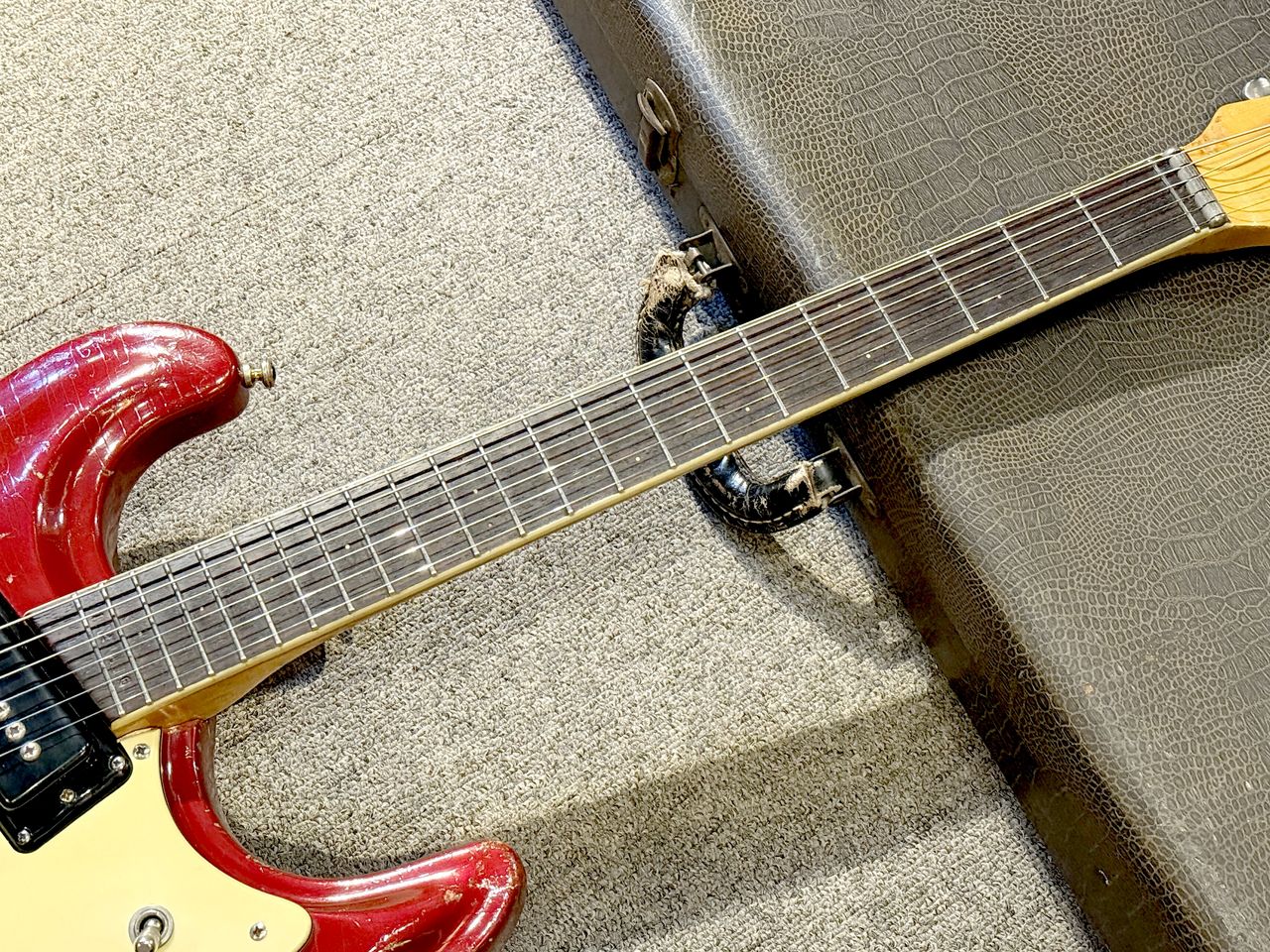 Mosrite 1965 The Ventures Model（ビンテージ）【楽器検索デジマート】