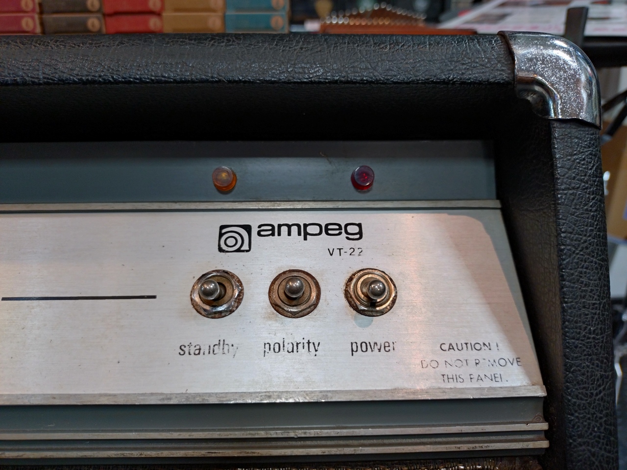 Ampeg VT-22 V-4【初期型】（ビンテージ）【楽器検索デジマート】