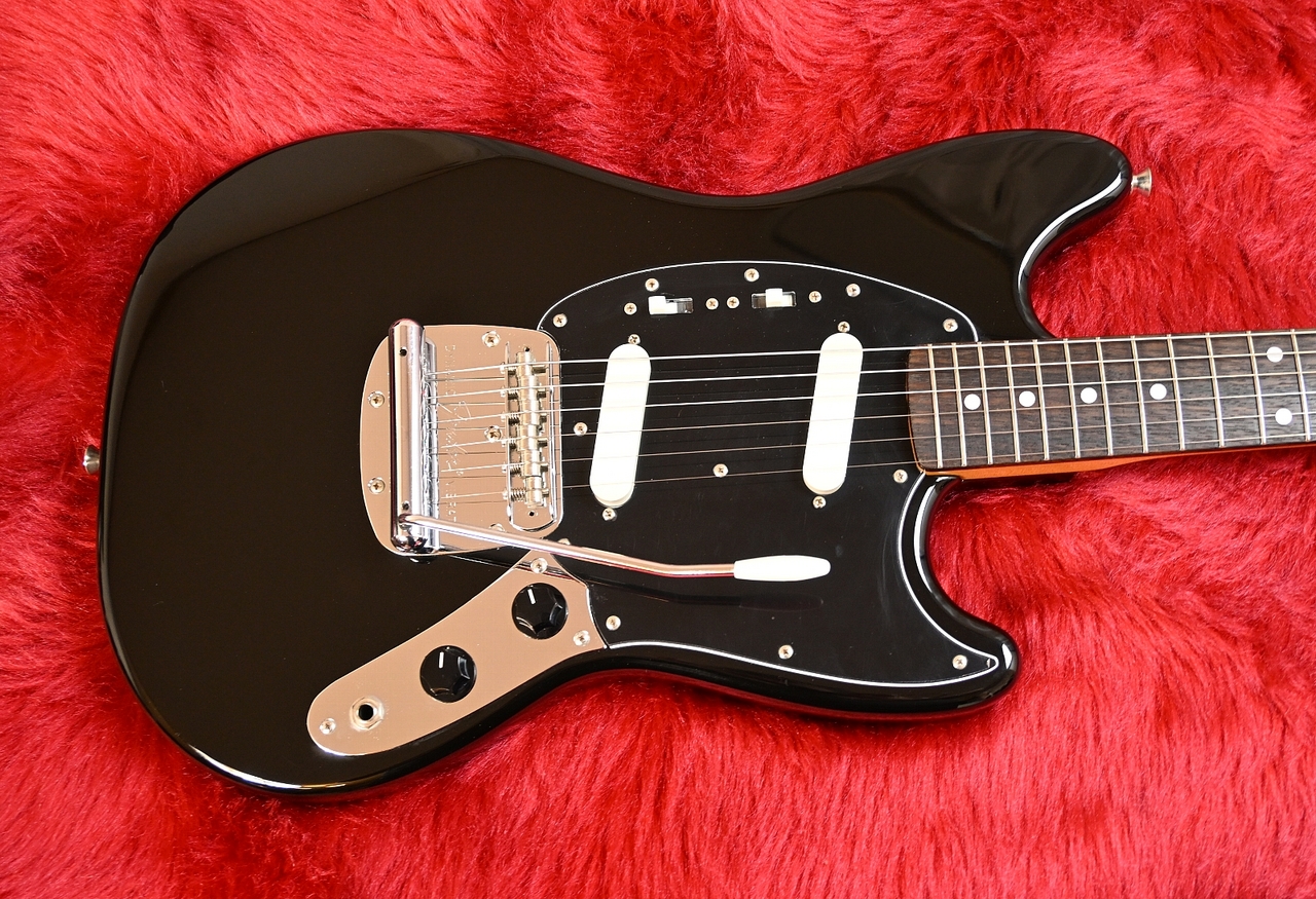 D*n様 Fender Mustang 69年仕様日本製MG69 OTM (中古 Fender Japan MG69 Mustang BLACK（中古）【楽器検索デジマート】