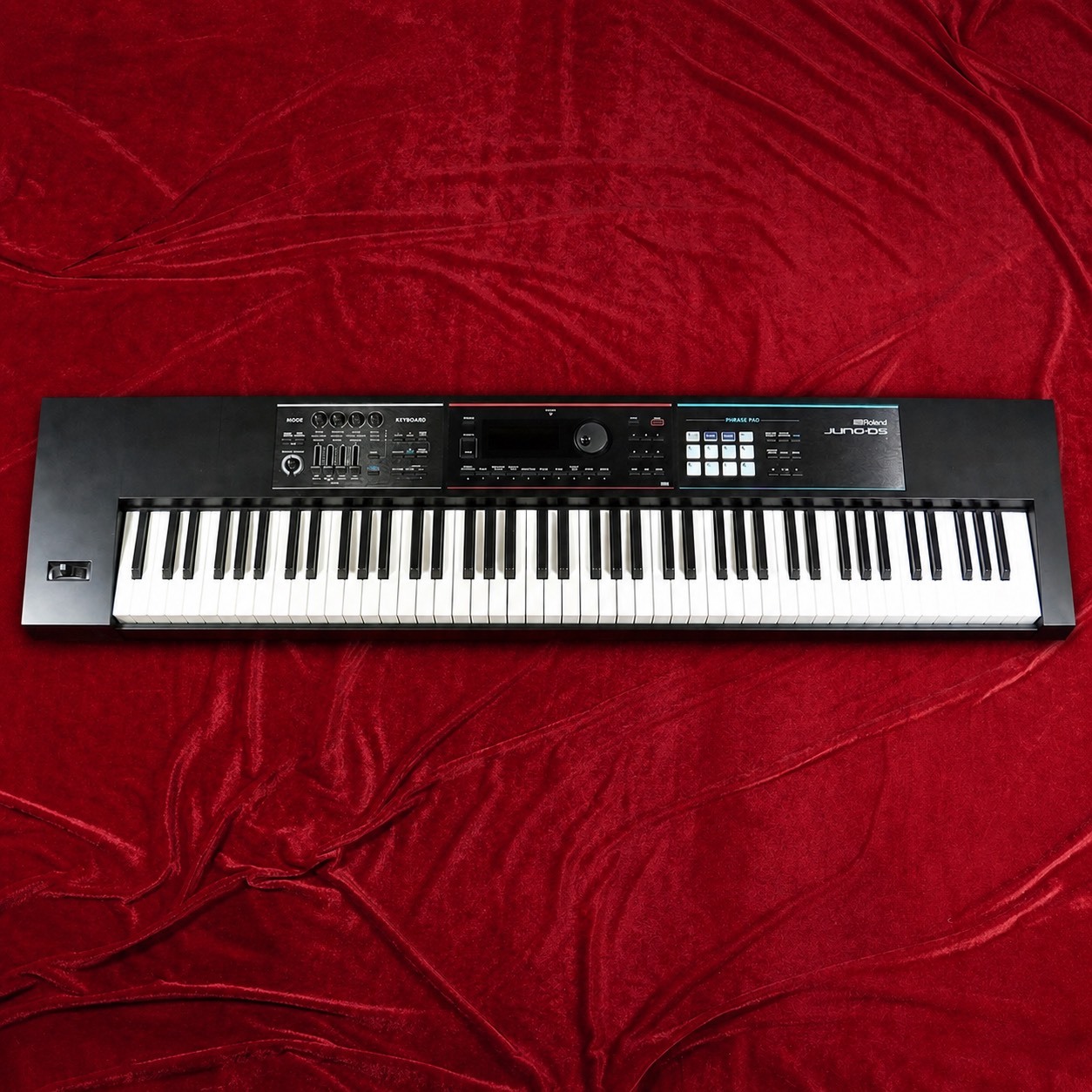 喜多村　Roland JUNO-DS88 シンセサイザー Roland JUNO-DS88 シンセサイザー ステージピアノ（中古/送料無料