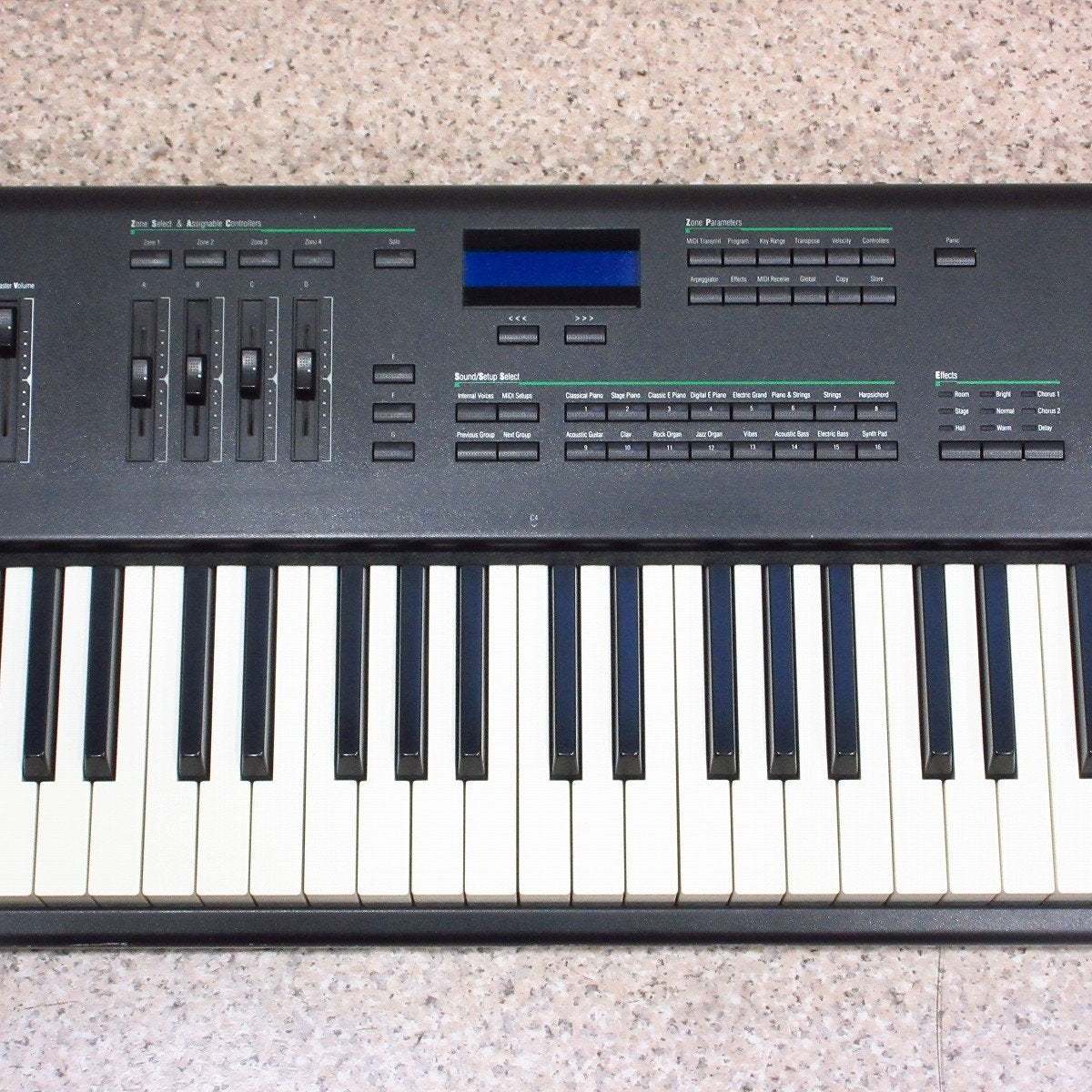 Kurzweil PC88MX 